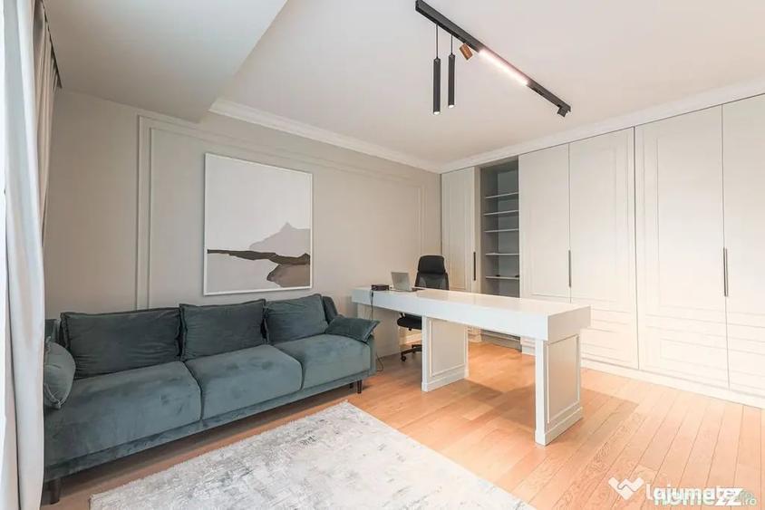 Casă cu 5 camere cu Teren 580 Mp în Subcetate
