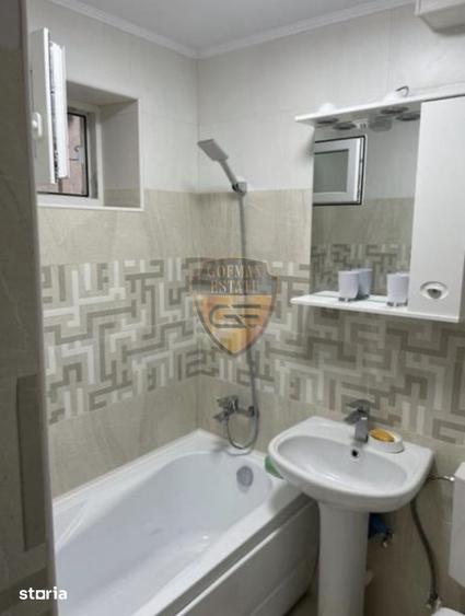 Apartament cu 3 camere, mobilat în Tomis Nord