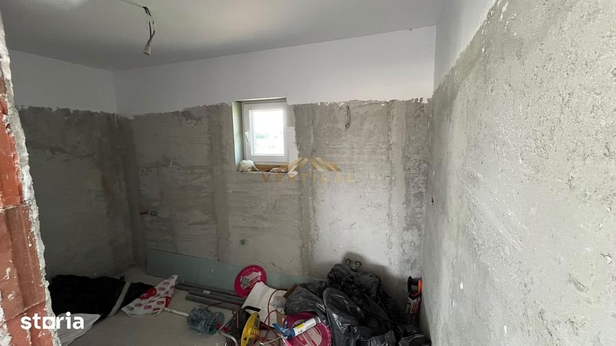 Casă cu 3 camere cu Teren 383 Mp în Giulești