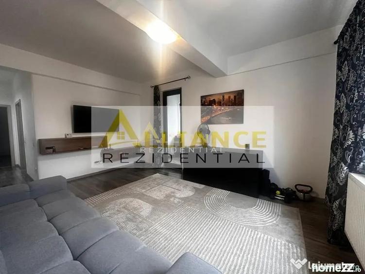 Apartament cu 3 camere decomandat în Berceni