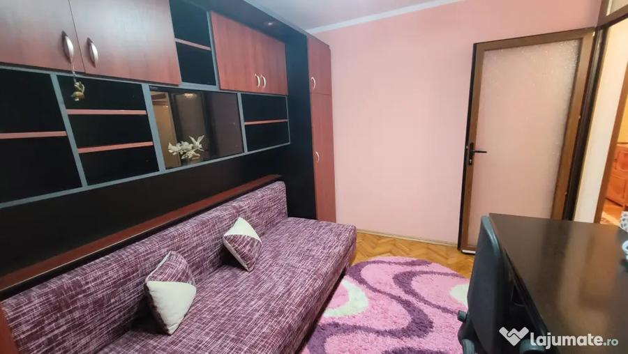 Apartament cu 2 camere semidecomandat în Micălaca