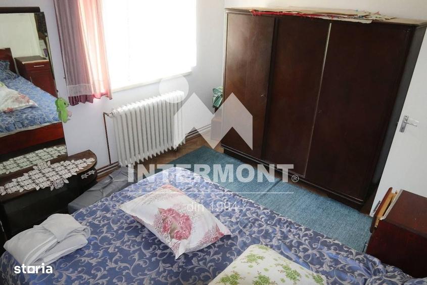 Apartament cu 3 camere decomandat în Malul Spitalului