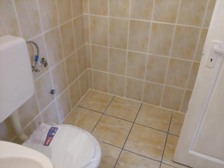 Garsonieră decomandată în Central