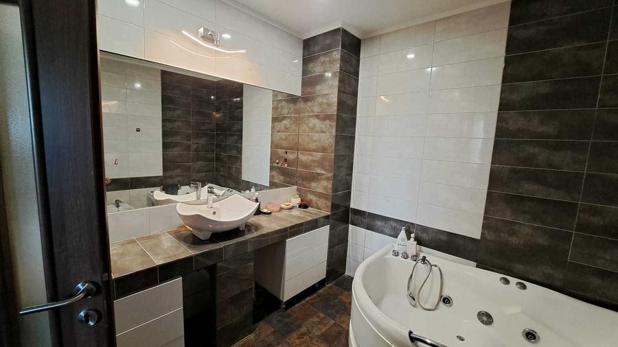Apartament cu 3 camere decomandat în Tudor Vladimirescu