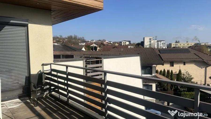 Apartament cu 3 camere decomandat în Tăuții-Măgherăuș