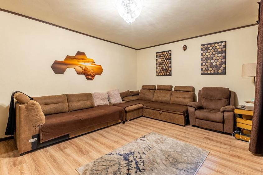 Apartament cu 2 camere decomandat în Decebal