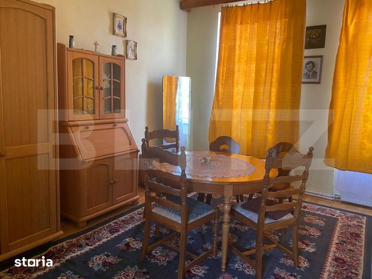 Casă cu 4 camere cu Teren 965 Mp în Central
