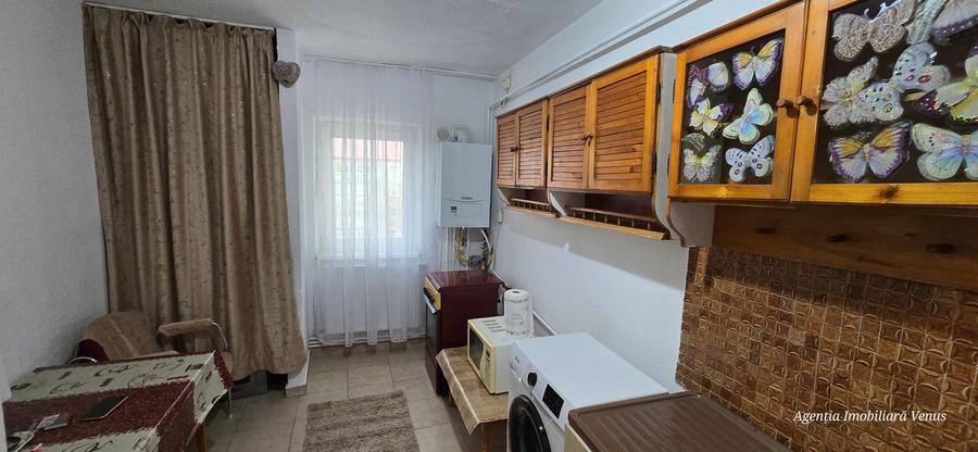 Apartament 2 camere C.Nationala Scoala 11 - 7