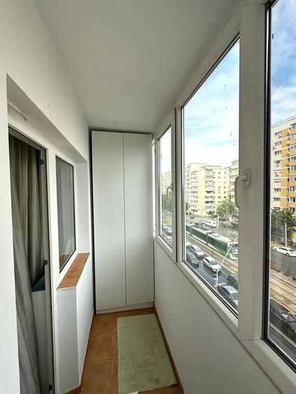 Apartament cu 2 camere semidecomandat, mobilat în Rahova