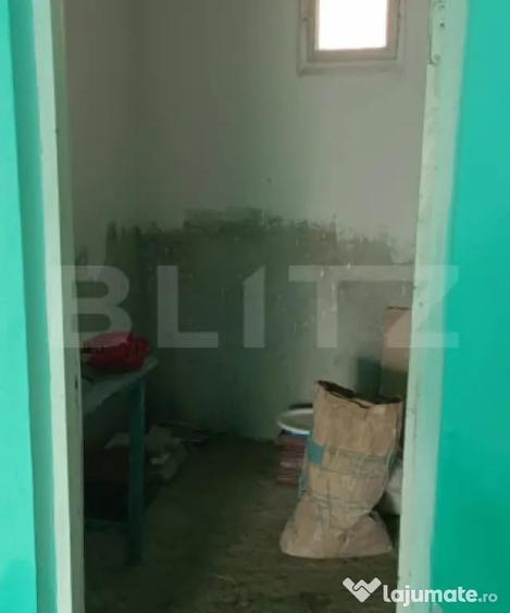 Casă cu 3 camere cu Teren 1900 Mp în Central