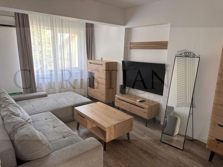 Apartament cu 2 camere decomandat, mobilat în Regie