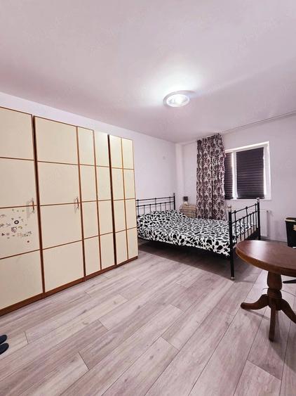 Apartament cu 2 camere decomandat în Dobroești