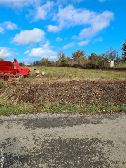 Teren de 2900 mp, în Drăgești