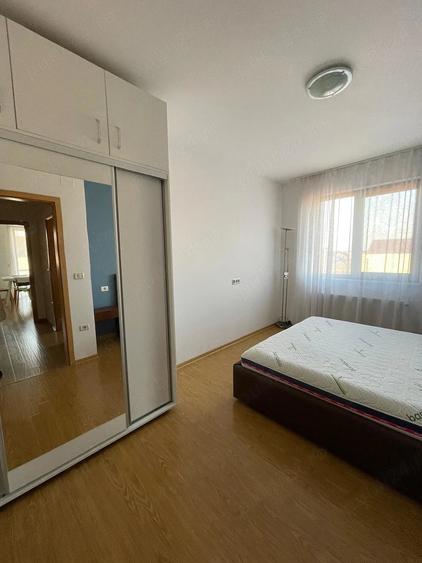 Apartament cu 2 camere decomandat în Dumbrăvița