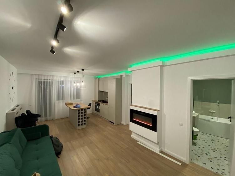 Apartament cu 2 camere semidecomandat în Florești