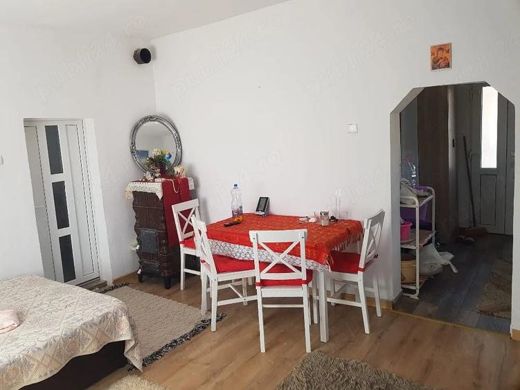Casă cu Teren 800 Mp în Șura Mare