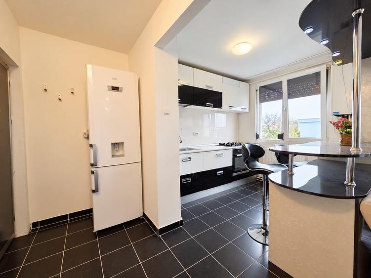 Apartament cu 2 camere semidecomandat în Țiglina 1