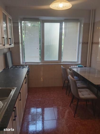 1 decembrie 1 minut metrou loc parcare inclus 2 gr sanitare 2balcoane - 19