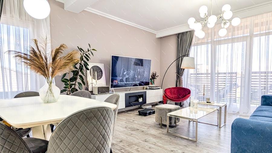 Apartament cu 3 camere decomandat, mobilat în Giroc