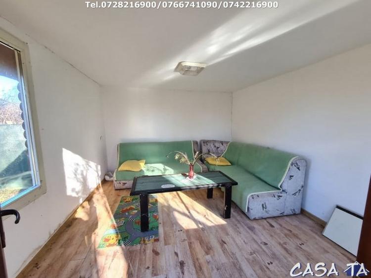 Casă individuală cu 5 camere cu Canalizare în Nord