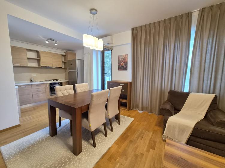 Apartament cu 3 camere decomandat în Iancu Nicolae