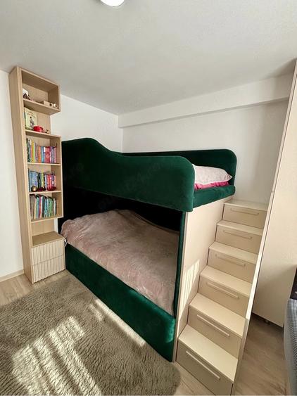 Apartament cu 3 camere decomandat, mobilat în Tractorul
