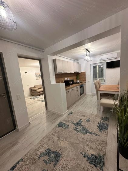 Apartament cu 2 camere decomandat în Central
