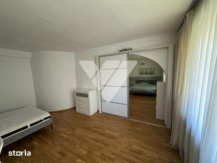 Casă cu 8 camere cu Teren 319 Mp în Ștrand