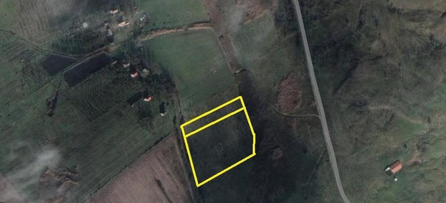 Teren de 12600 mp, în Feiurdeni