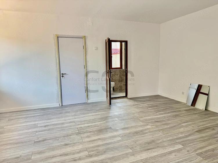 Casă cu 8 camere cu Teren 50 Mp în Timpuri Noi