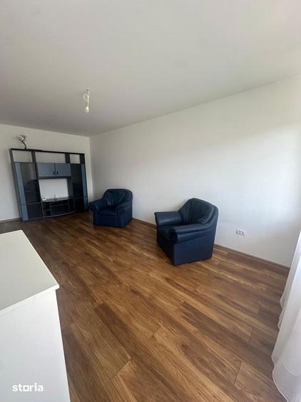 Apartament cu 2 camere în Tractorul