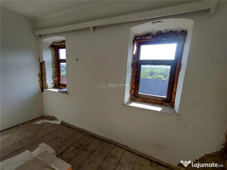 Casă cu 3 camere cu Teren 575 Mp în Central