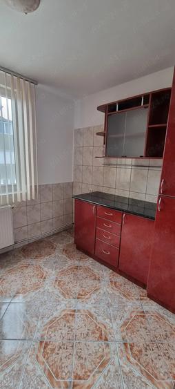 Apartament cu 2 camere decomandat în Târgu Neamț