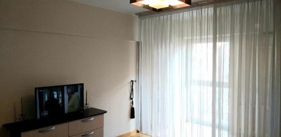 Apartament cu 3 camere decomandat, mobilat în Calea Călărașilor