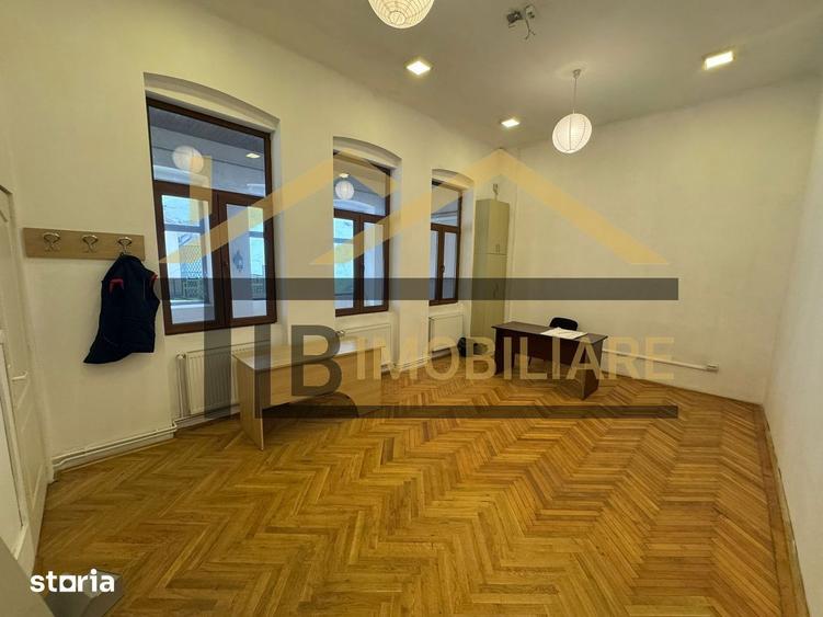 Spațiu comercial, de 30 mp, în Ultracentral