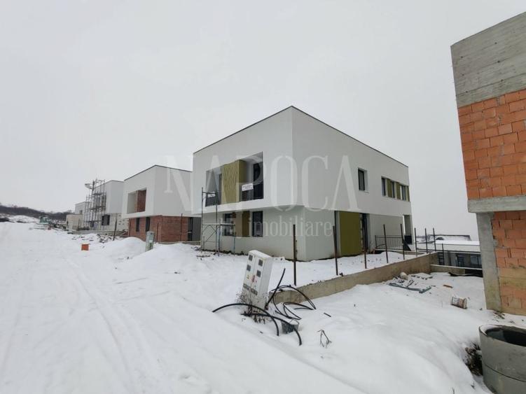 Duplex cu 4 camere cu Canalizare în Iris