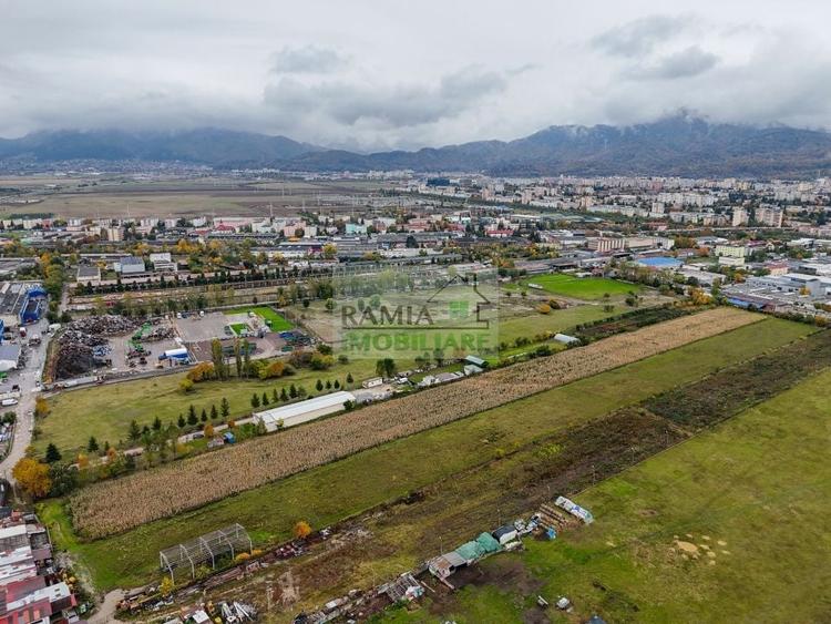 Teren Construcții intravilan de 11500 mp, în Exterior Est