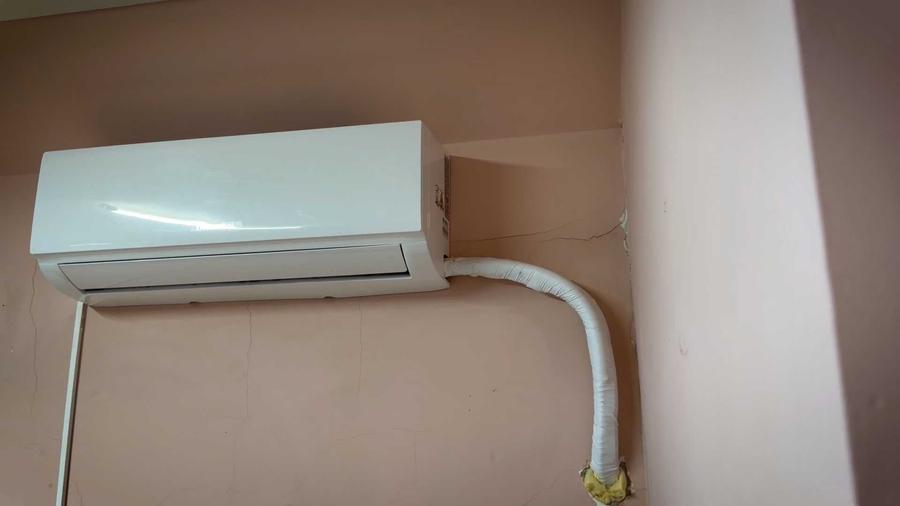 Casă cu 3 camere în Zăvoi