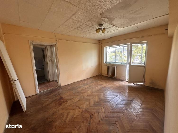 Apartament 3 camere 65 mp, Zona Bucovina - 1