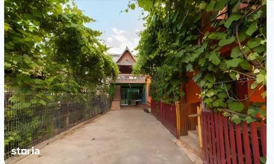 Casa cu teren de vanzare in Golesti (Stefanesti] - 7