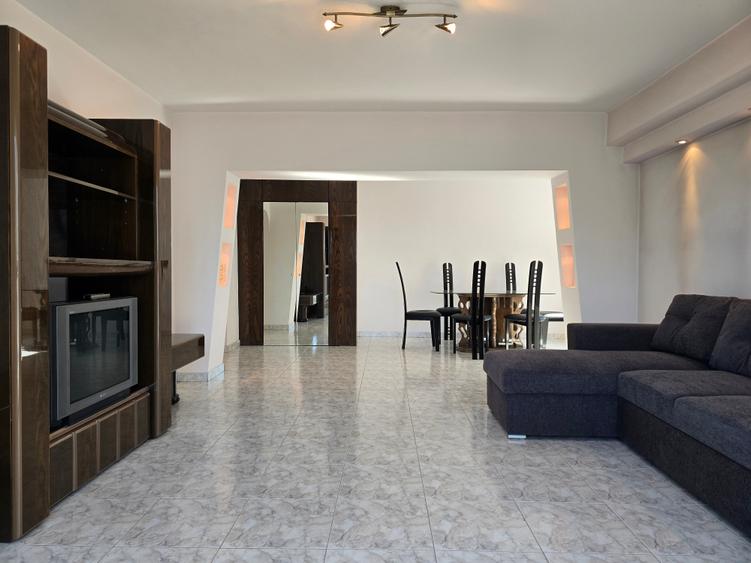 Apartament cu 2 camere semidecomandat în Tineretului