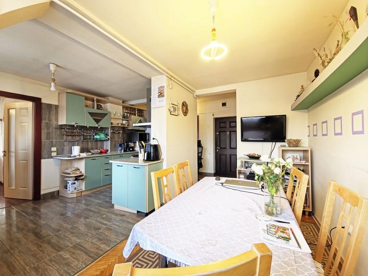 Apartament cu 4 camere decomandat, mobilat în Mănăștur