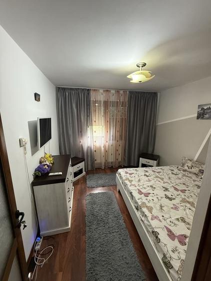 Apartament cu 2 camere semidecomandat în Obor