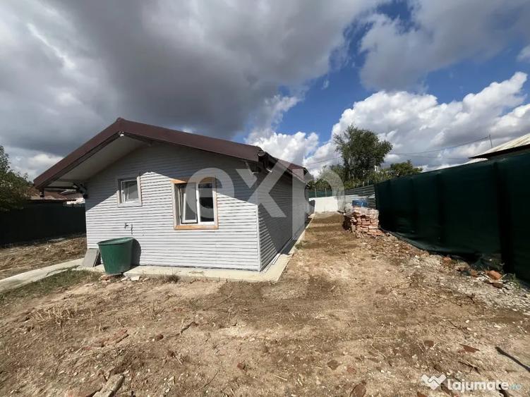 Casă cu 4 camere cu Teren 861 Mp în Cuparu