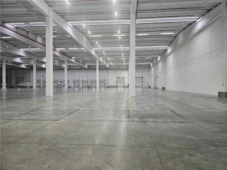 Spatii Industriale - 10000 mp - Logistica - Productie - Depozitare - Distributie - 3