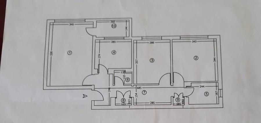Apartament cu 3 camere decomandat în Central