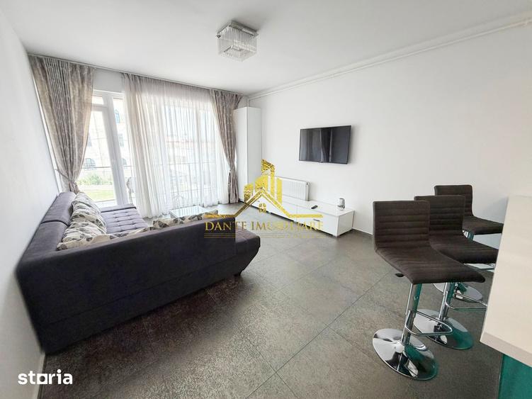 Apartament cu 2 camere semidecomandat, mobilat în Central