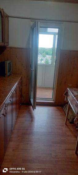 Apartament cu 2 camere decomandat în Exterior Vest