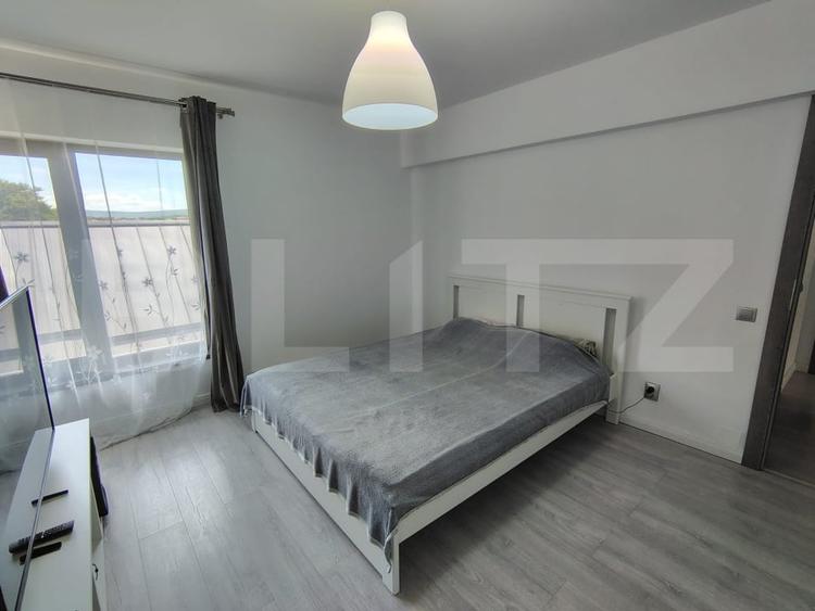Casă individuală cu 5 camere cu Canalizare în Dezmir