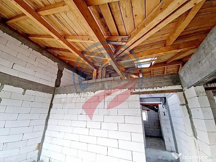 Vila cu 5 camere de vanzare in zona Damila - 1